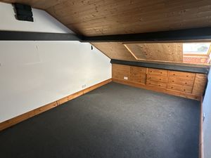 Photo 11- click for photo gallery